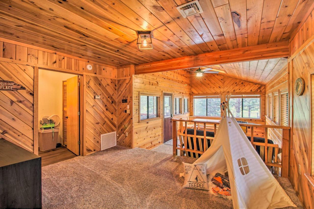 Pinetop Cabin Retreat With Fire Pit And Covered Deck Экстерьер фото