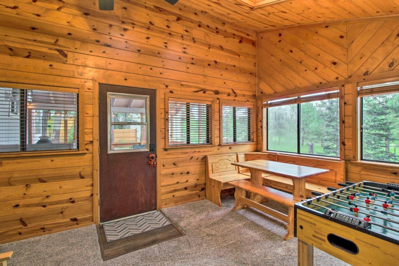 Pinetop Cabin Retreat With Fire Pit And Covered Deck Экстерьер фото