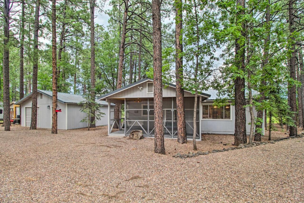 Pinetop Cabin Retreat With Fire Pit And Covered Deck Экстерьер фото
